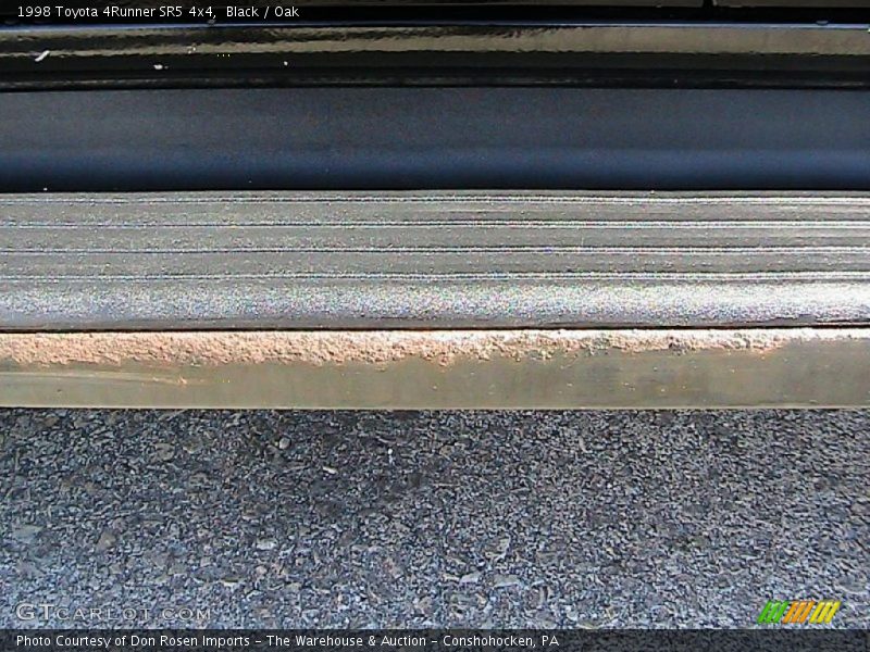 Black / Oak 1998 Toyota 4Runner SR5 4x4