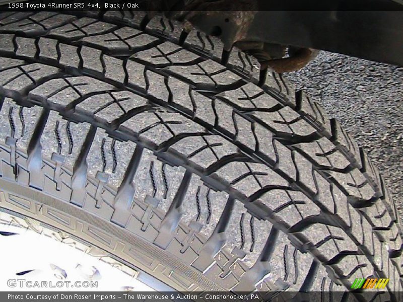 Black / Oak 1998 Toyota 4Runner SR5 4x4