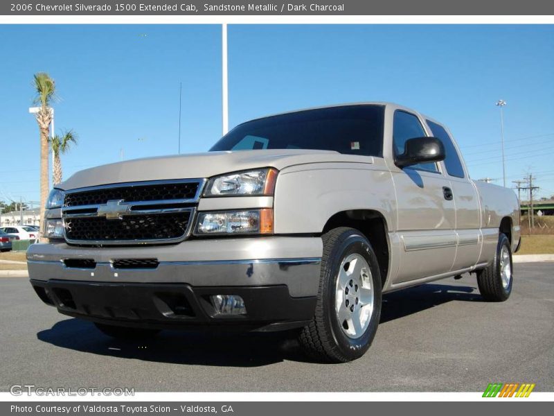 Sandstone Metallic / Dark Charcoal 2006 Chevrolet Silverado 1500 Extended Cab