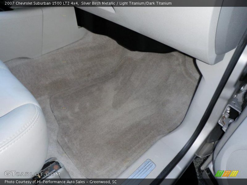 Silver Birch Metallic / Light Titanium/Dark Titanium 2007 Chevrolet Suburban 1500 LTZ 4x4