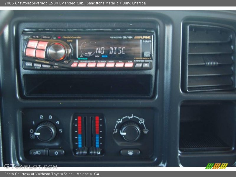 Sandstone Metallic / Dark Charcoal 2006 Chevrolet Silverado 1500 Extended Cab