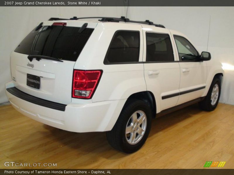 Stone White / Khaki 2007 Jeep Grand Cherokee Laredo