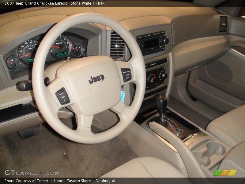 Stone White / Khaki 2007 Jeep Grand Cherokee Laredo