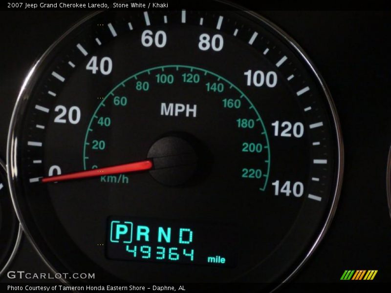 Stone White / Khaki 2007 Jeep Grand Cherokee Laredo