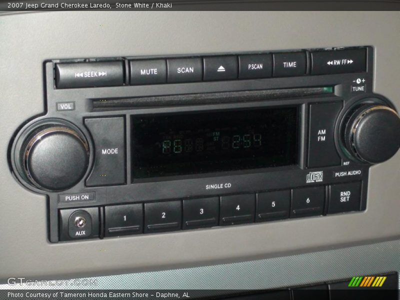 Stone White / Khaki 2007 Jeep Grand Cherokee Laredo