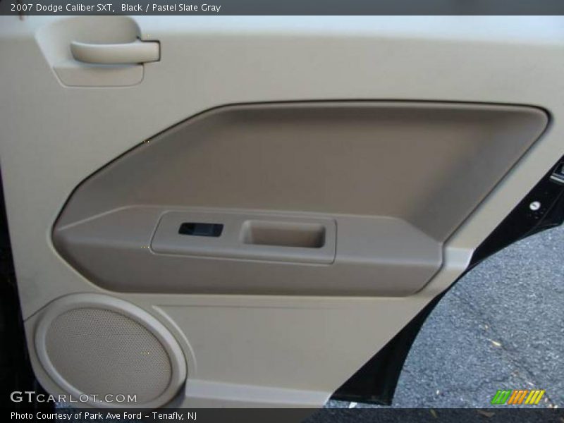 Black / Pastel Slate Gray 2007 Dodge Caliber SXT