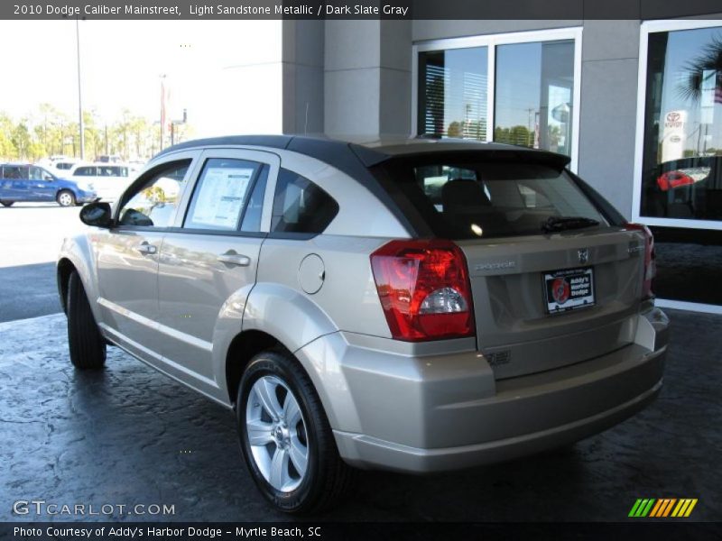 Light Sandstone Metallic / Dark Slate Gray 2010 Dodge Caliber Mainstreet