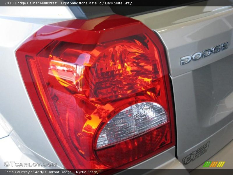 Light Sandstone Metallic / Dark Slate Gray 2010 Dodge Caliber Mainstreet