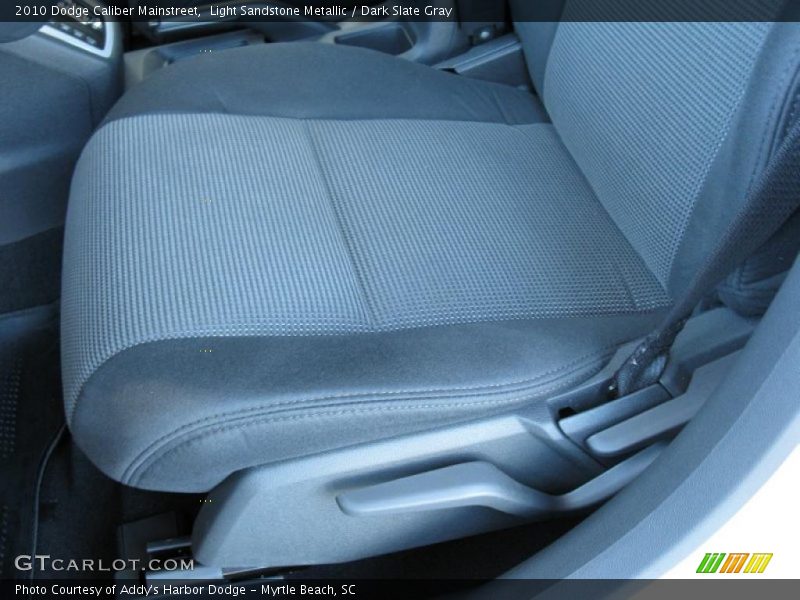 Light Sandstone Metallic / Dark Slate Gray 2010 Dodge Caliber Mainstreet