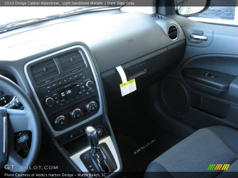 Light Sandstone Metallic / Dark Slate Gray 2010 Dodge Caliber Mainstreet