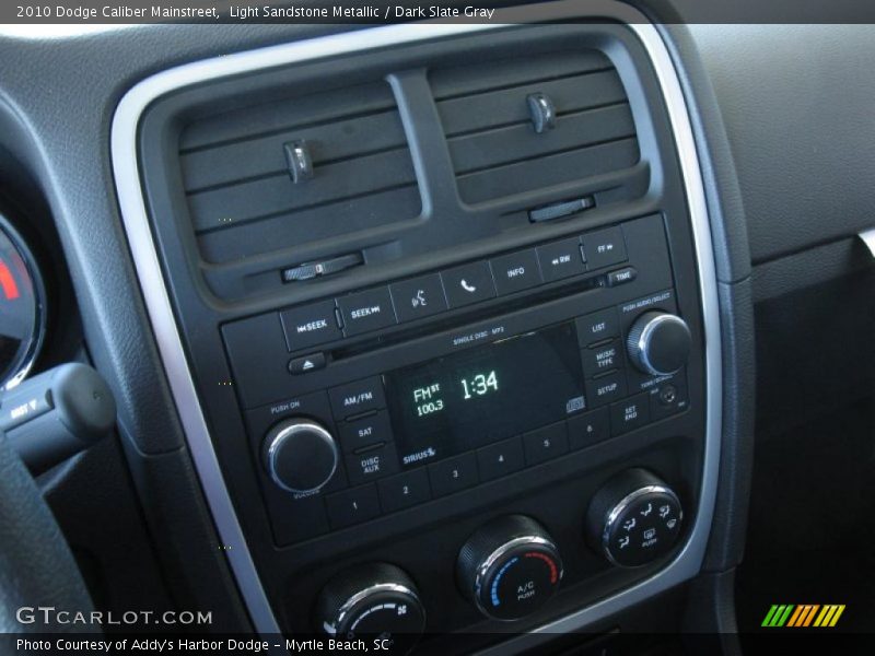 Light Sandstone Metallic / Dark Slate Gray 2010 Dodge Caliber Mainstreet