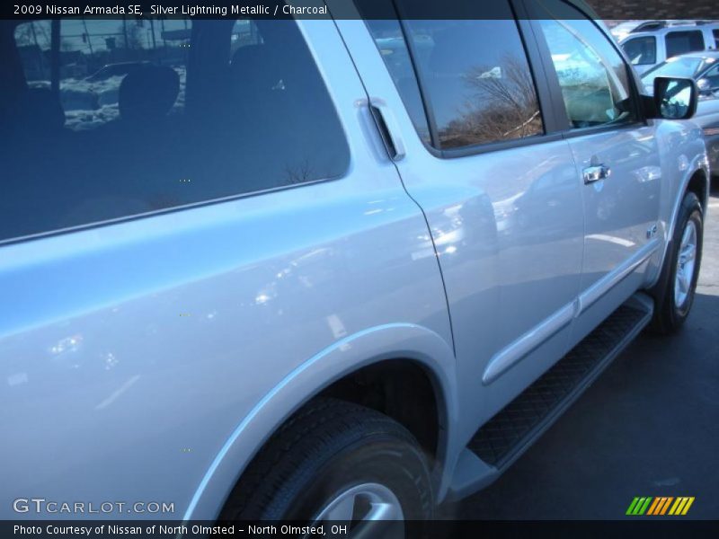 Silver Lightning Metallic / Charcoal 2009 Nissan Armada SE