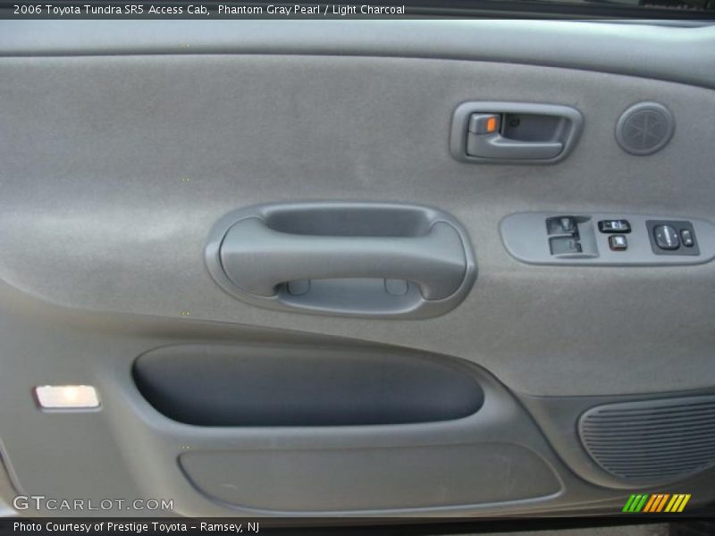 Phantom Gray Pearl / Light Charcoal 2006 Toyota Tundra SR5 Access Cab