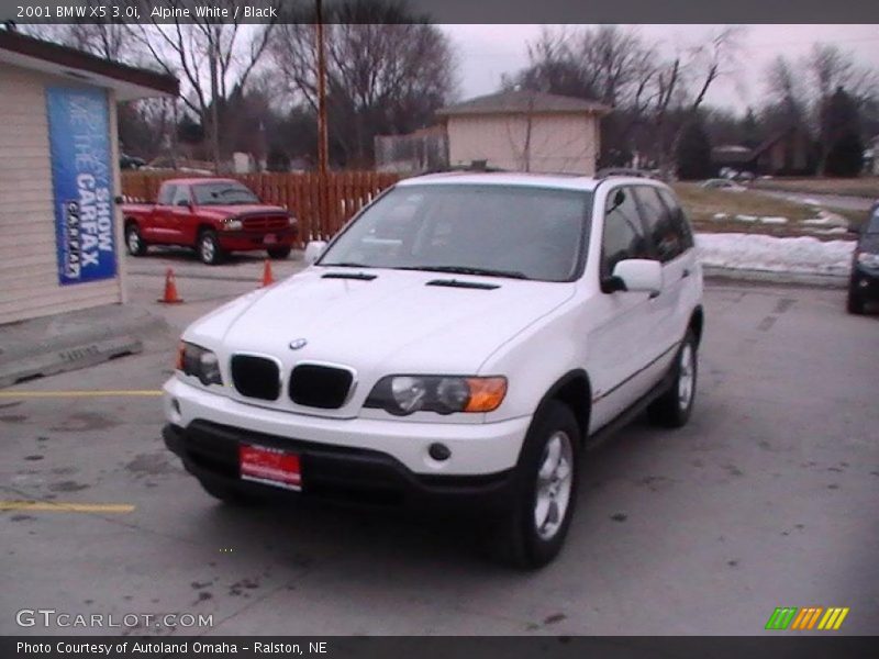 Alpine White / Black 2001 BMW X5 3.0i