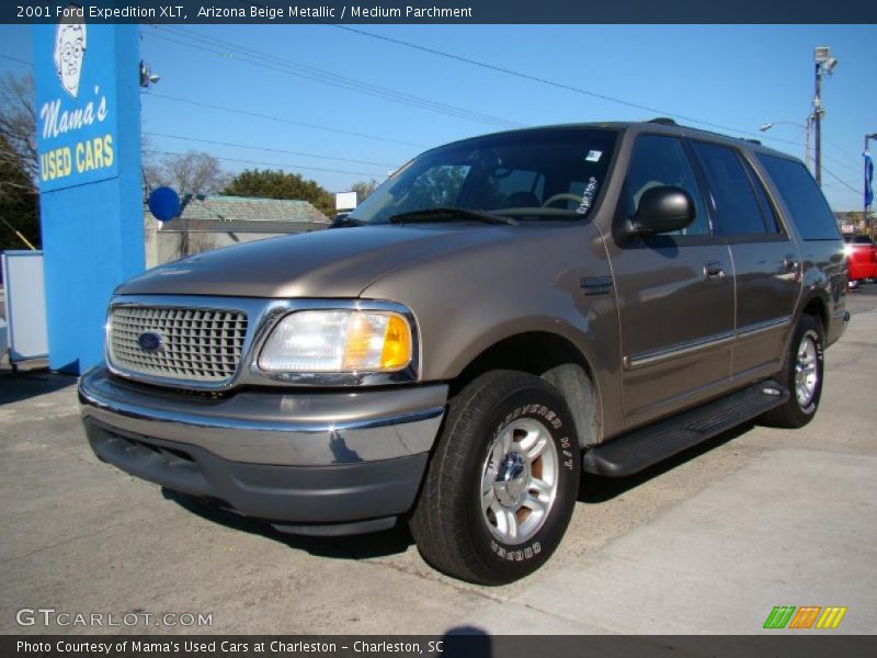 Arizona Beige Metallic / Medium Parchment 2001 Ford Expedition XLT