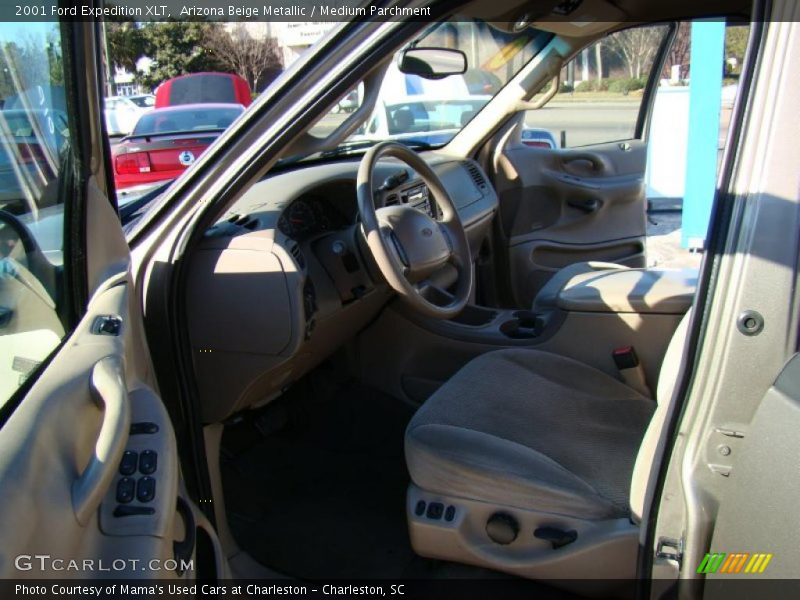 Arizona Beige Metallic / Medium Parchment 2001 Ford Expedition XLT