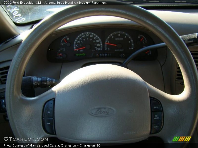 Arizona Beige Metallic / Medium Parchment 2001 Ford Expedition XLT