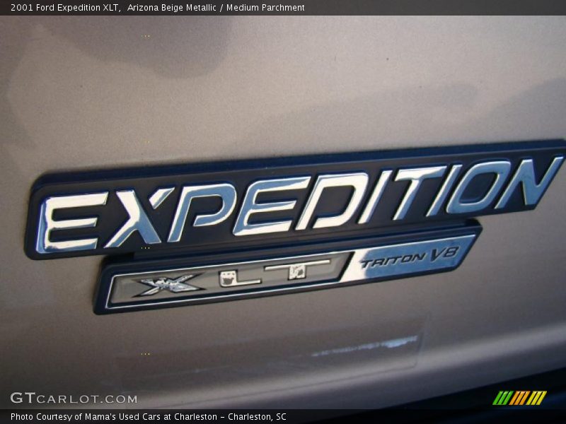 Arizona Beige Metallic / Medium Parchment 2001 Ford Expedition XLT