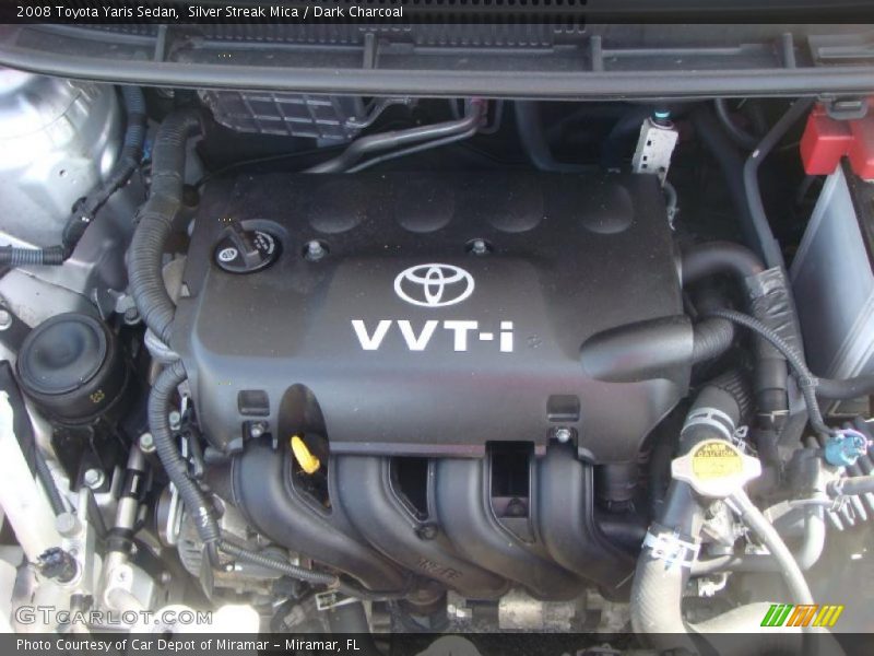 Silver Streak Mica / Dark Charcoal 2008 Toyota Yaris Sedan