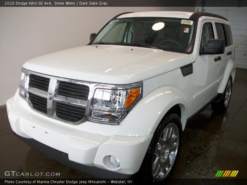 Stone White / Dark Slate Gray 2010 Dodge Nitro SE 4x4