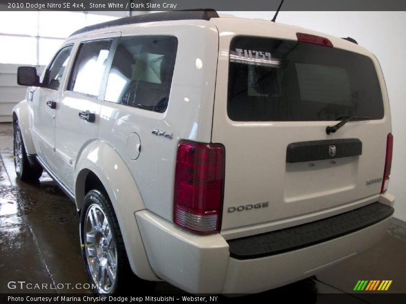Stone White / Dark Slate Gray 2010 Dodge Nitro SE 4x4