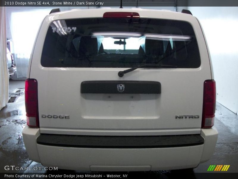 Stone White / Dark Slate Gray 2010 Dodge Nitro SE 4x4