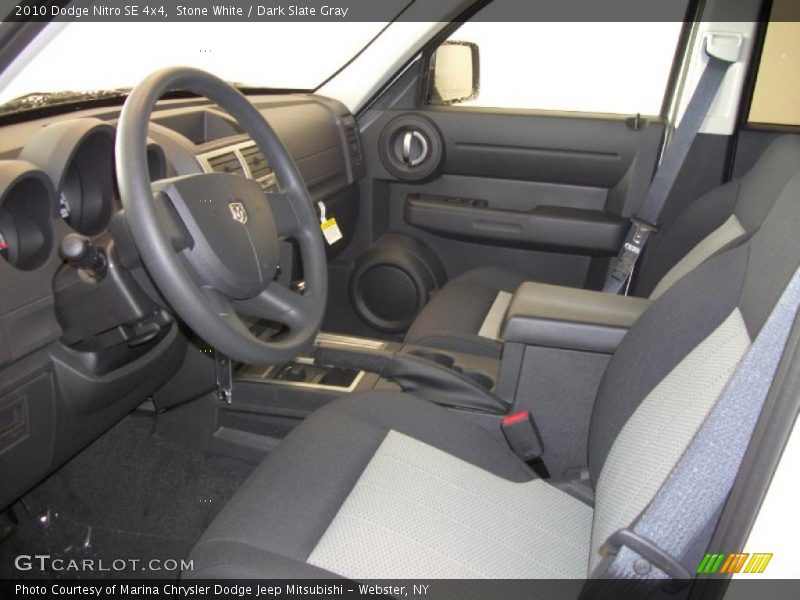 Stone White / Dark Slate Gray 2010 Dodge Nitro SE 4x4