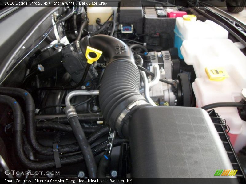 Stone White / Dark Slate Gray 2010 Dodge Nitro SE 4x4