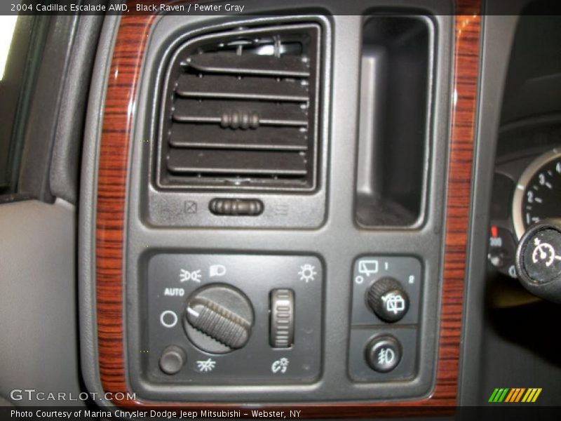 Black Raven / Pewter Gray 2004 Cadillac Escalade AWD