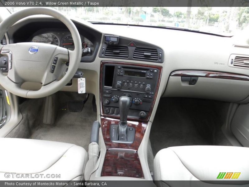 Willow Green Metallic / Taupe 2006 Volvo V70 2.4