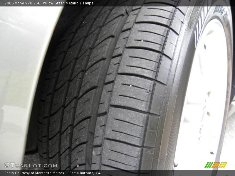 Willow Green Metallic / Taupe 2006 Volvo V70 2.4