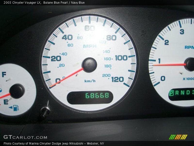 Butane Blue Pearl / Navy Blue 2003 Chrysler Voyager LX