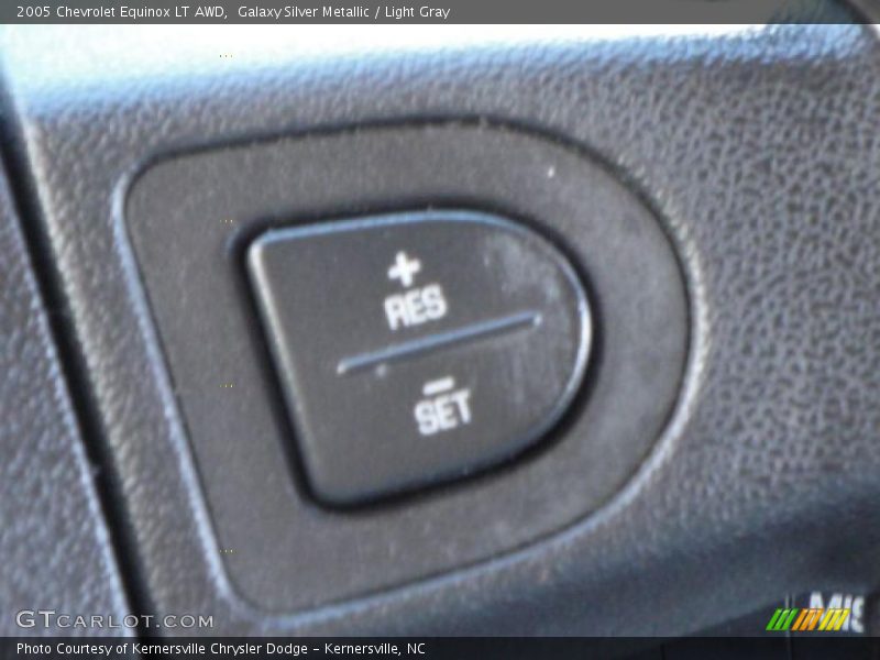 Galaxy Silver Metallic / Light Gray 2005 Chevrolet Equinox LT AWD