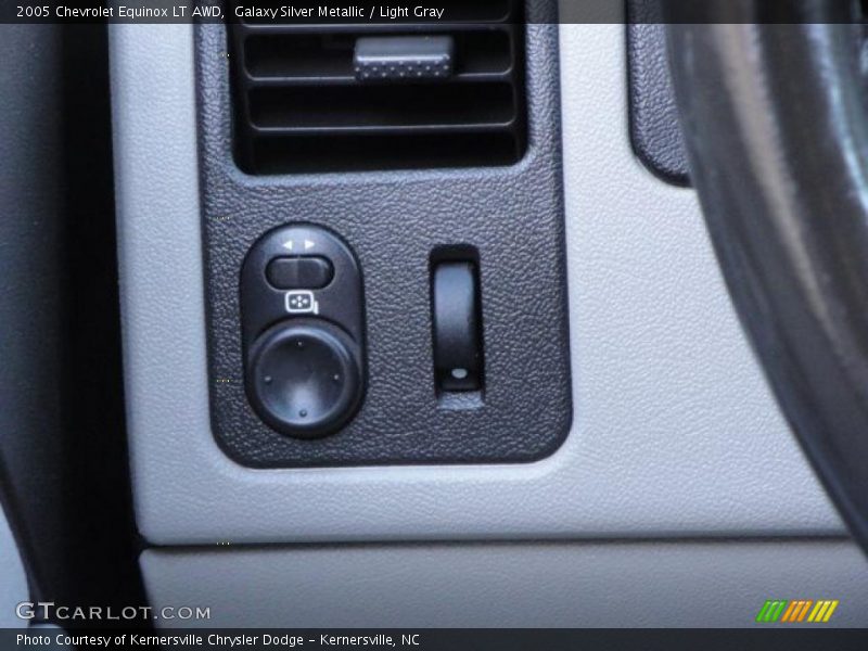 Galaxy Silver Metallic / Light Gray 2005 Chevrolet Equinox LT AWD