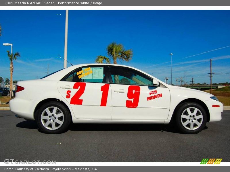 Performance White / Beige 2005 Mazda MAZDA6 i Sedan