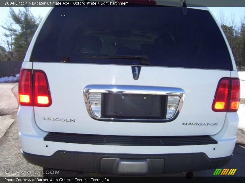 Oxford White / Light Parchment 2004 Lincoln Navigator Ultimate 4x4