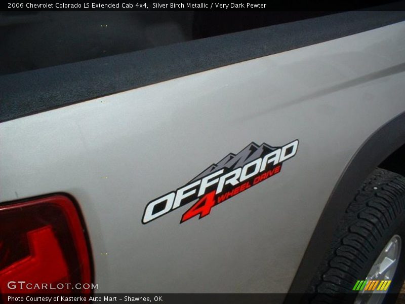 Silver Birch Metallic / Very Dark Pewter 2006 Chevrolet Colorado LS Extended Cab 4x4