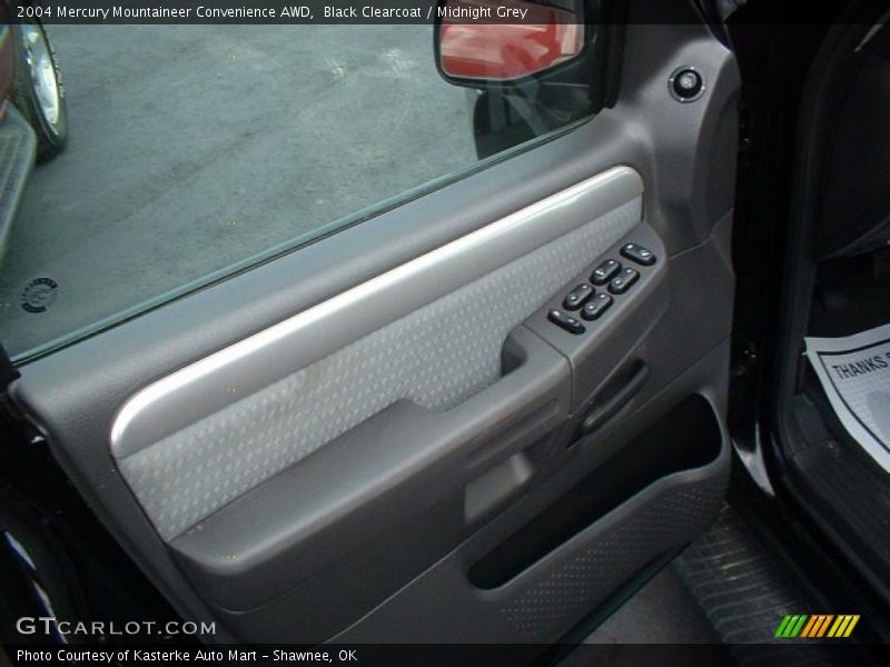 Black Clearcoat / Midnight Grey 2004 Mercury Mountaineer Convenience AWD