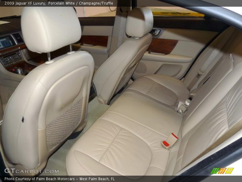 Porcelain White / Champagne/Truffle 2009 Jaguar XF Luxury