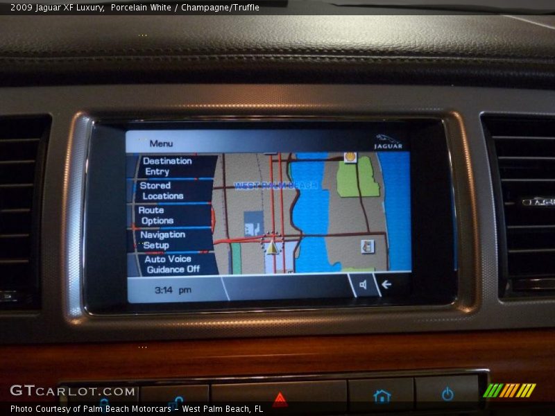 Porcelain White / Champagne/Truffle 2009 Jaguar XF Luxury