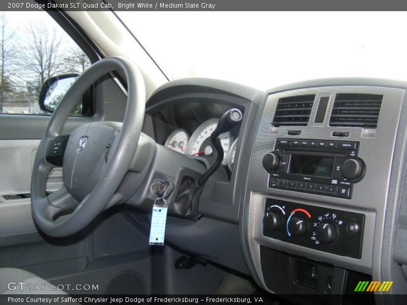 Bright White / Medium Slate Gray 2007 Dodge Dakota SLT Quad Cab