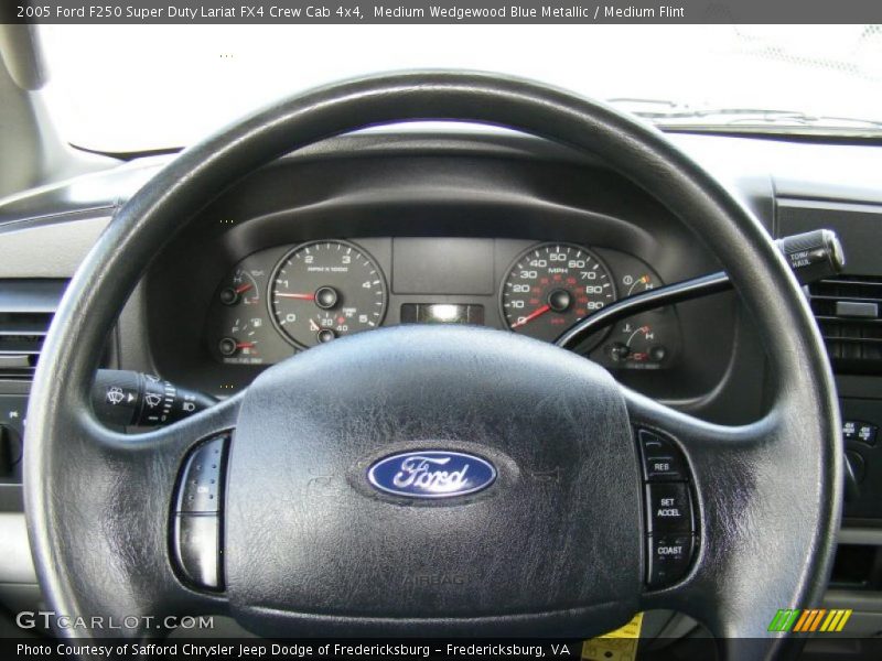 Medium Wedgewood Blue Metallic / Medium Flint 2005 Ford F250 Super Duty Lariat FX4 Crew Cab 4x4
