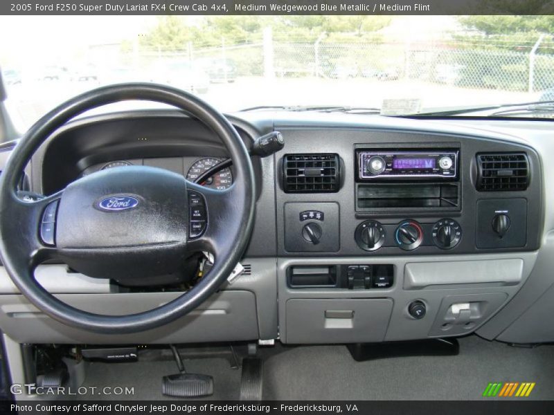 Medium Wedgewood Blue Metallic / Medium Flint 2005 Ford F250 Super Duty Lariat FX4 Crew Cab 4x4