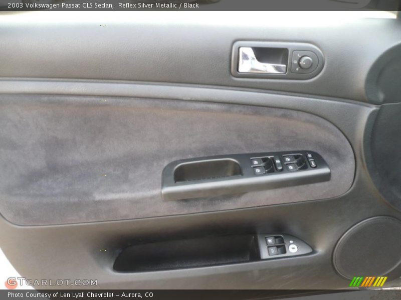 Reflex Silver Metallic / Black 2003 Volkswagen Passat GLS Sedan