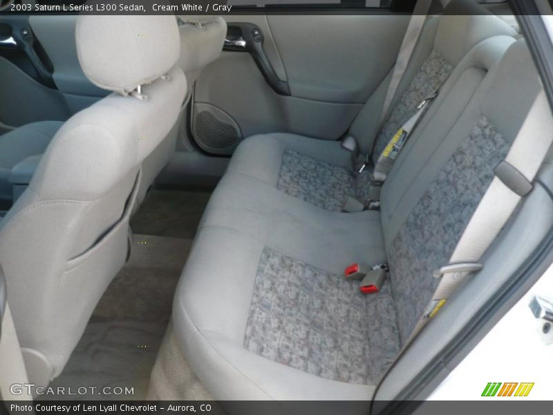 Cream White / Gray 2003 Saturn L Series L300 Sedan