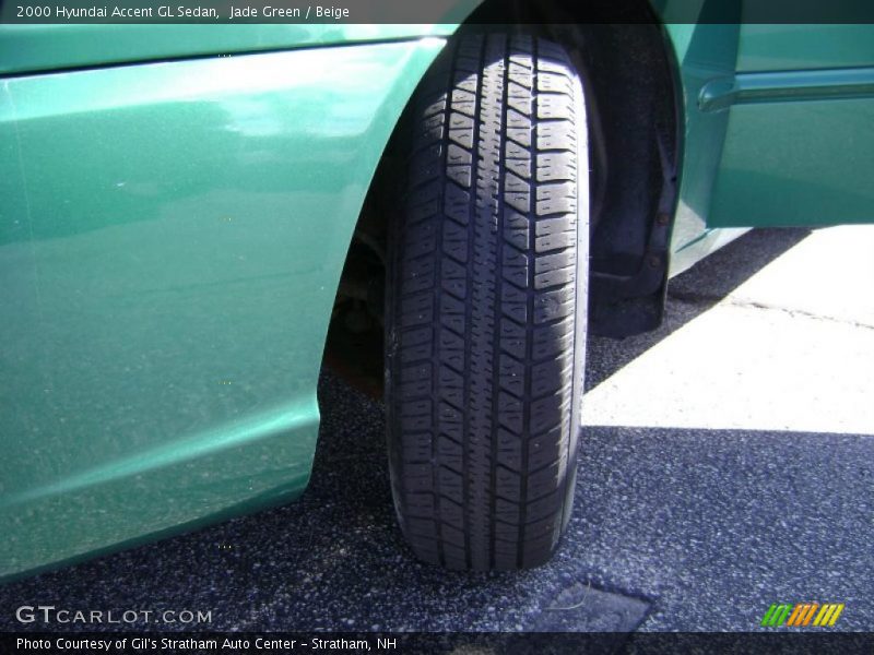 Jade Green / Beige 2000 Hyundai Accent GL Sedan