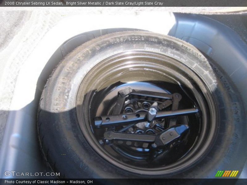 Bright Silver Metallic / Dark Slate Gray/Light Slate Gray 2008 Chrysler Sebring LX Sedan