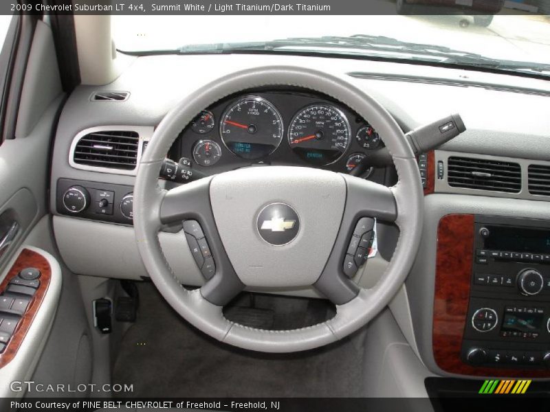 Summit White / Light Titanium/Dark Titanium 2009 Chevrolet Suburban LT 4x4
