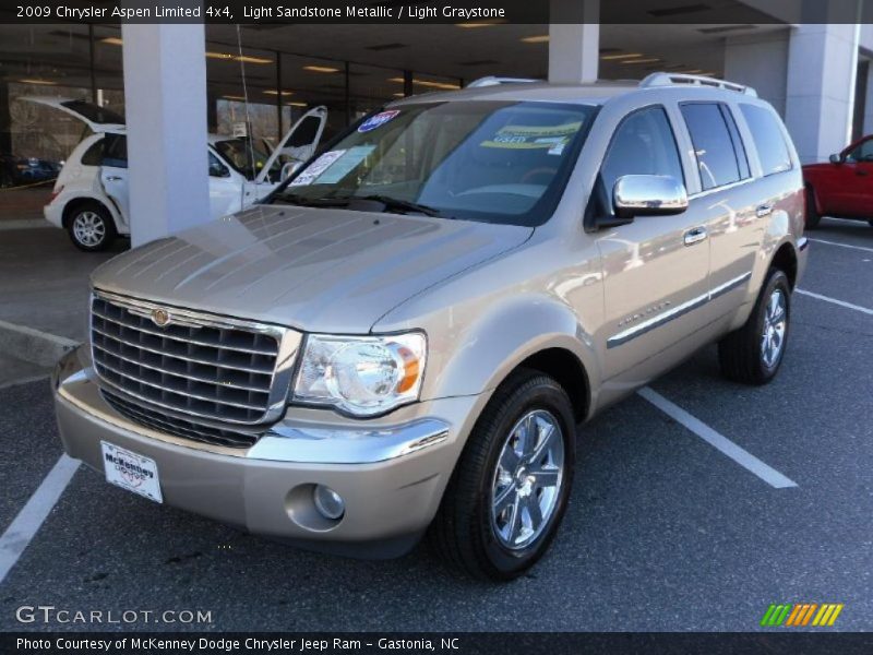 Light Sandstone Metallic / Light Graystone 2009 Chrysler Aspen Limited 4x4