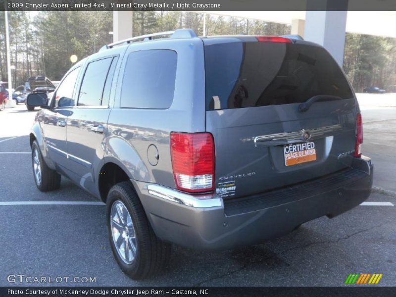 Mineral Gray Metallic / Light Graystone 2009 Chrysler Aspen Limited 4x4